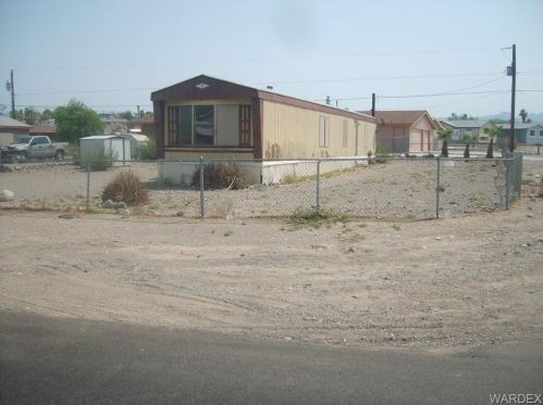 1570 Monte Vista Dr, Bullhead City, AZ 86442-7214