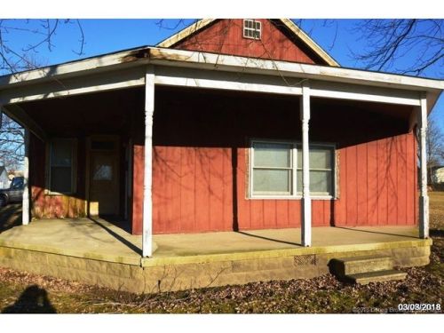 461 Railroad St, Austin, IN 47102-1341