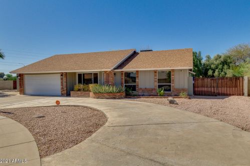 1210 Matlock Cir, Mesa, AZ 85203-4316