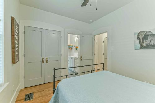 1408 26 St, Galveston TX 77550-7815 exterior