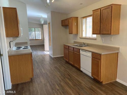 2284 Pinto Dr, Gilbert, AZ 85296-3347