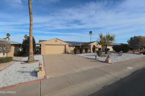 10632 Burns Dr, Sun City, AZ 85351-1645