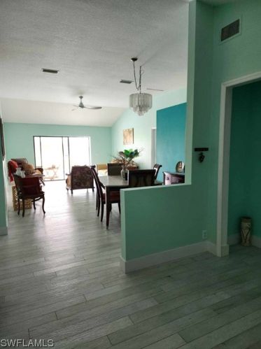 3713 6th Ave, Cape Coral, FL 33904-5204