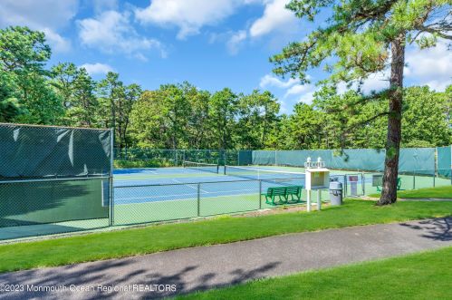 11 Dawnwinds Ct, Lakewood NJ  08701-7517 exterior