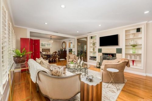 12759 Emelita St, North Hollywood, CA 91607-1018