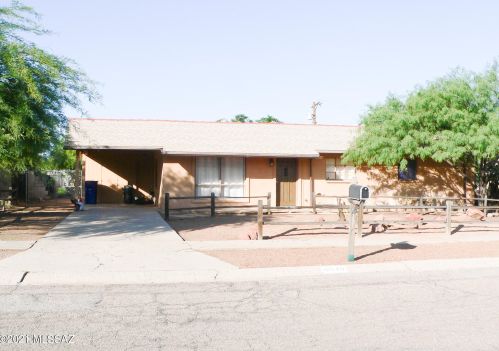 6510 Eli Dr, Tucson, AZ 85710-8743