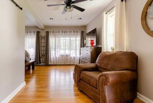 72 Maple Ave, Fishkill NY  12524-2213 exterior