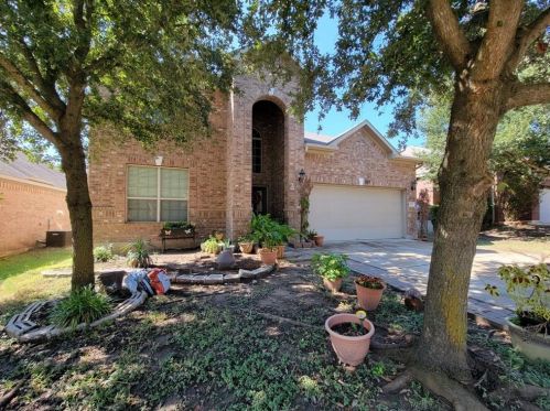 257 Coral Stone Trl, Creedmoor, TX 78610-5882