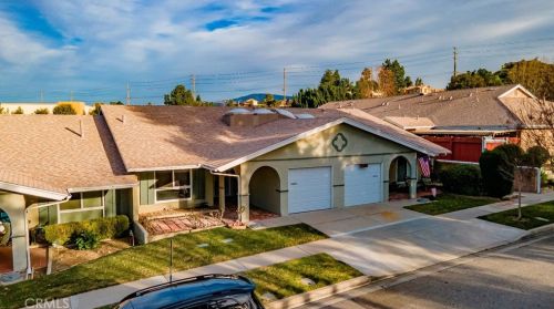 26824 Avenue Of The Oaks, Santa Clarita, CA 91321-1418