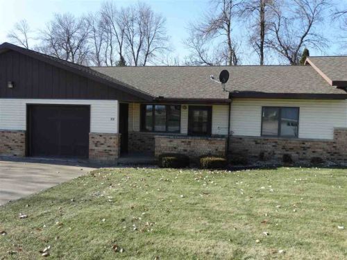 513 4th St, Ludlow, IA 52172-1109
