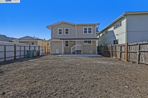 1802 88th Ave, Oakland CA  94621-1008 exterior