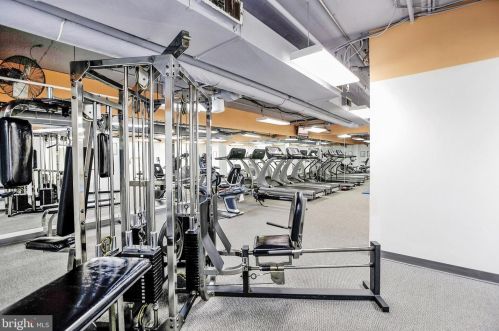 2311 Pimmit Dr, Falls Church VA  22043-2809 exterior