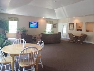 49 Cattail Ln, North Kingstown RI  02852-3301 exterior