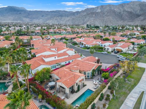 50040 Malaga Ct, La Quinta CA  92253-8918 exterior