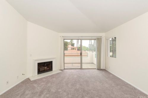 310 Villa Point Dr, Newport Beach CA  92660-6237 exterior