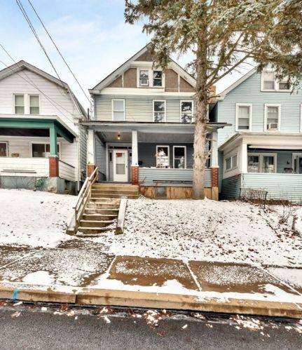 2714 Jenny Lind St, Mckeesport, PA 15132-5038