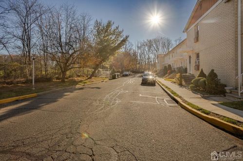 402 Cranbury Rd, East Brunswick NJ  08816-3609 exterior