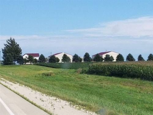 3266 270th St, Fredericksburg, IA 50630-9566