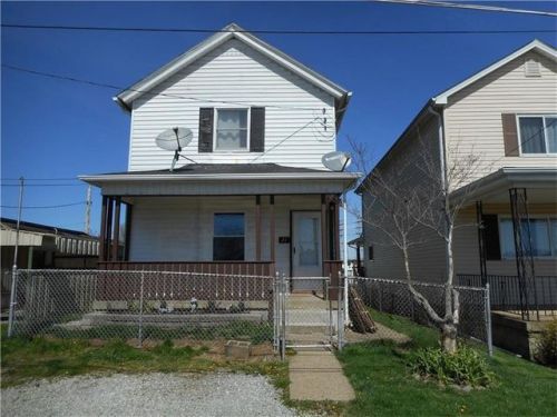 27 Davidson Ave, Elrama, PA 15038-1013
