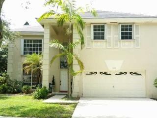 10332 Panama St, Hollywood, FL 33026-4529