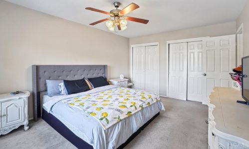 35 Heritage Ln, Perth Amboy NJ  08863-1464 exterior