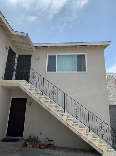 2520 Carnegie Ln, Redondo Beach CA  90278-3864 exterior