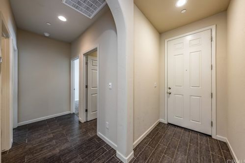 3053 Stanley Ave, Fresno CA  93737-9284 exterior