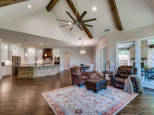 105 Water Garden Dr, Waxahachie TX  75165-6243 exterior