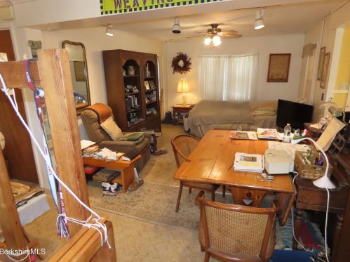 15 Mdw St, Adams MA  01220-1963 exterior