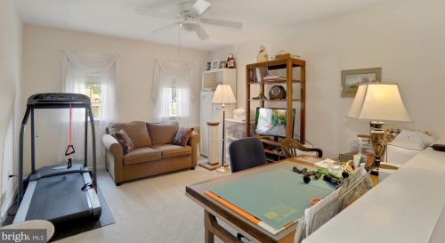 15 Meadowview Dr, Pilesgrove NJ  08098-2539 exterior