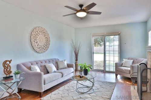 981 Lincoln Ave, El Cajon CA  92020-6426 exterior