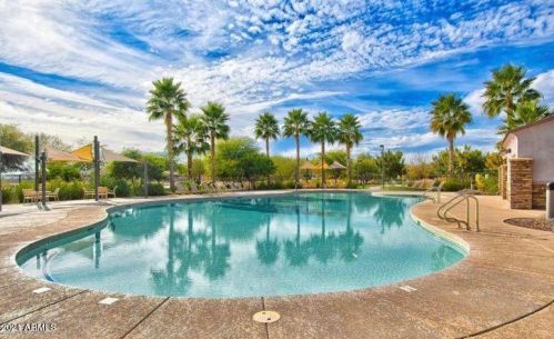 26800 176 Ln, Sun City AZ  85387-1072 exterior