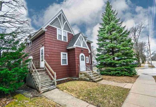 865 Dousman St, Green Bay, WI 54303-2953