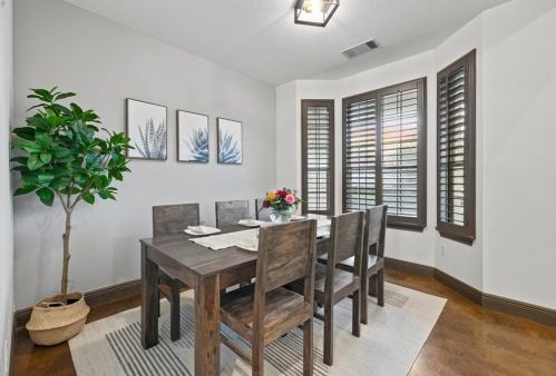 302 Deepwood Dr, Georgetown TX 78628-8305 exterior