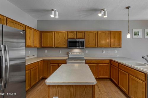 3862 Westchester Dr, Chandler AZ  85249-8950 exterior