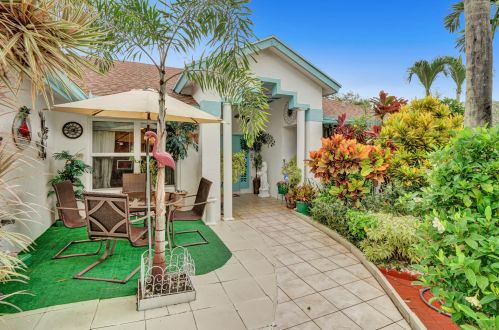 701 Birdie Ct, Delray Beach, FL 33445-8736