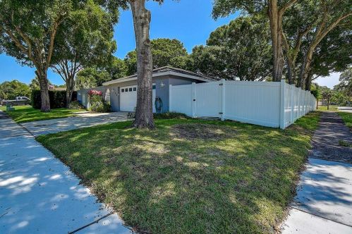 826 16th Way, Palm Harbor, FL 34683-4713