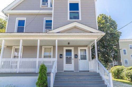 24 Berkeley Pl, Bridgeport, CT 06610-1909