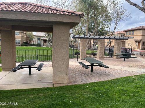 1225 36th St, Phoenix AZ  85008-5303 exterior