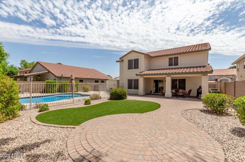 5722 Larkspur Dr, Glendale AZ  85304-1612 exterior