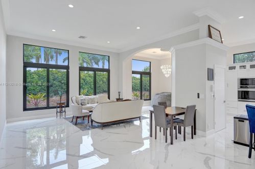 3821 185th Ave, Hollywood FL  33029-2712 exterior