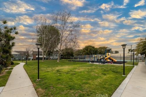 7206 Santa Isabel Cir, Buena Park CA  90620-3138 exterior