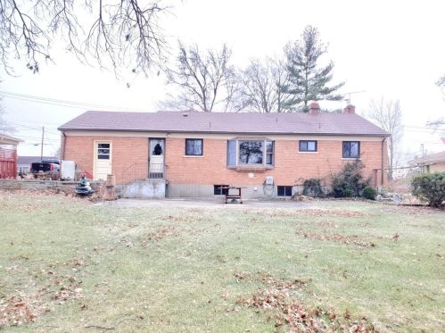 4812 Boomer Rd, Cincinnati, OH 45247-7937
