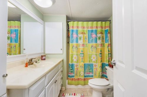 4995 Curlew Dr, Saint James City FL  33956-2826 exterior