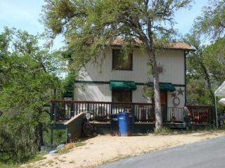 2259 Lariat Loop, Lake Nacimiento, CA 93426-9606