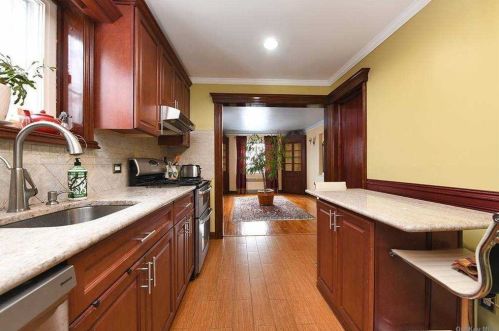 112-22 178th St, Jamaica, NY 11433-4640