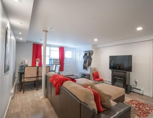 63 Entrance Way, Mahopac NY  10541-1328 exterior