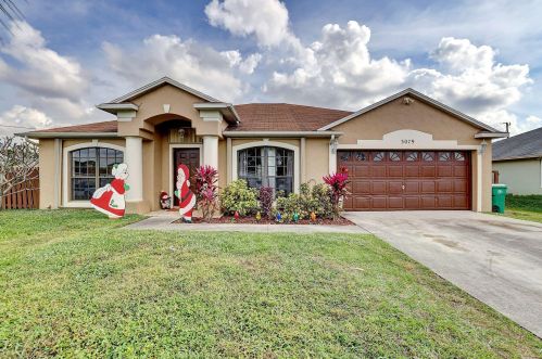 3079 Lucerne St, Fort Pierce, FL 34953-4420