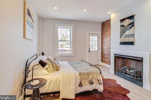 2119 1st St, Washington DC  20001-1004 exterior