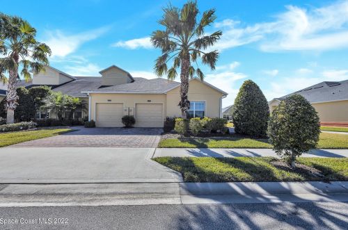 6190 Ingalls St, Melbourne, FL 32940-8656